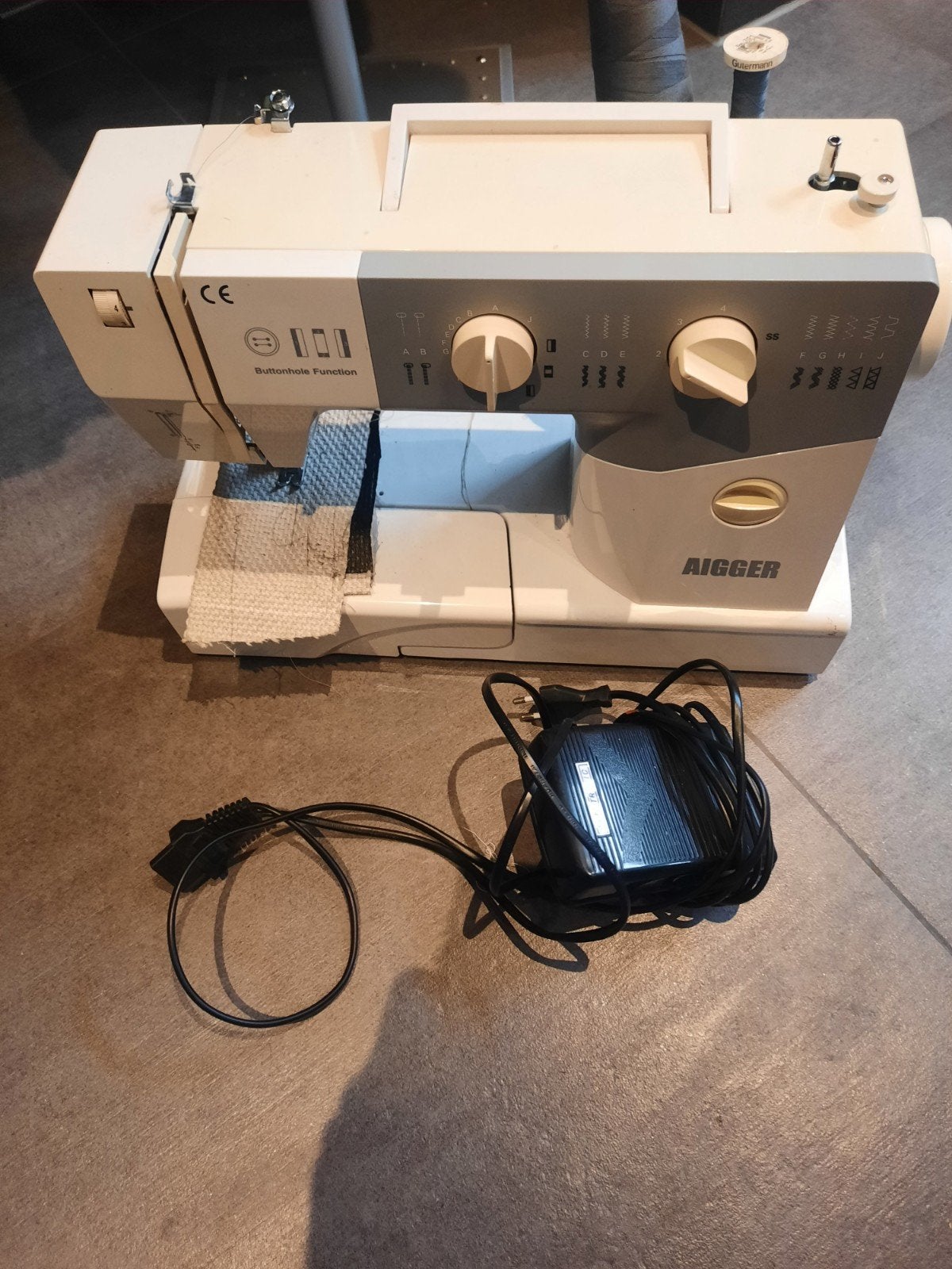 Aigger Naaimachine, Ophalen, Gebruikt, Naaimachine