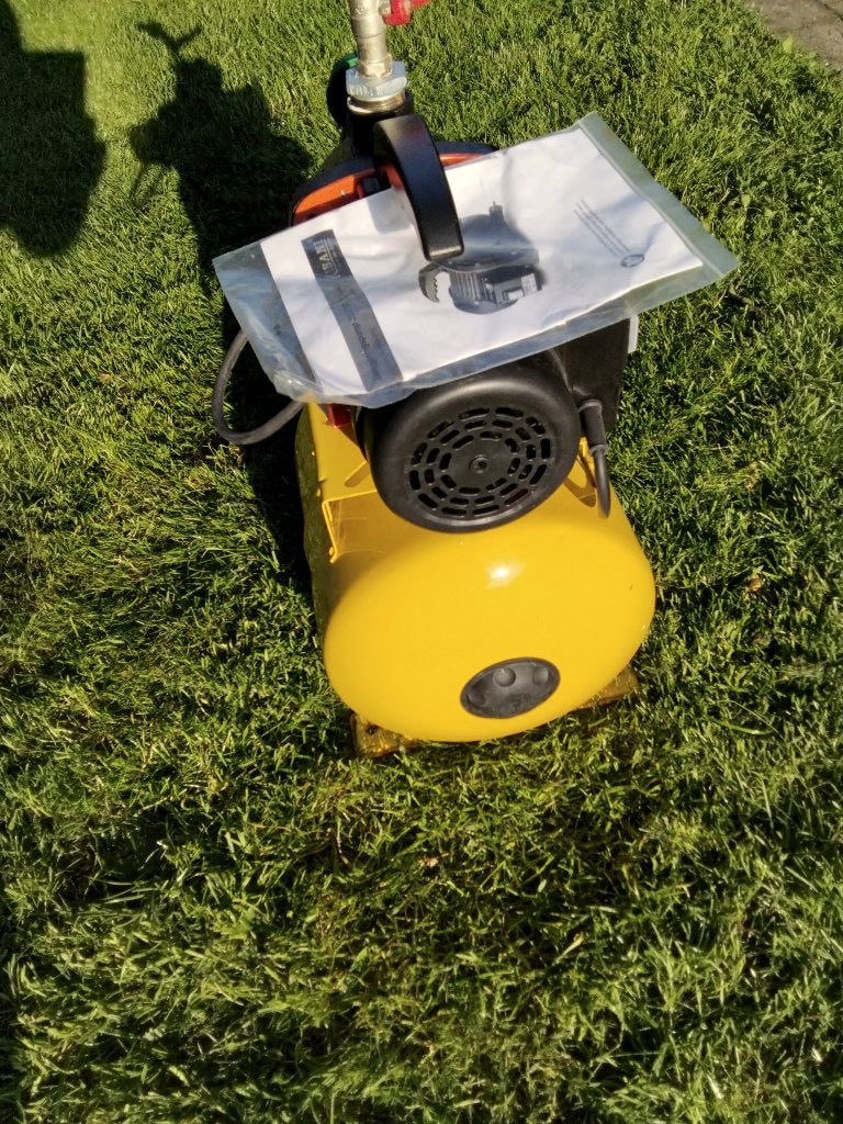 hydrofoor 1000 watt, 2000l /uur, Tuin en Terras, Waterpompen, Ophalen, Zo goed als nieuw, Elektrisch, Hydrofoorpomp