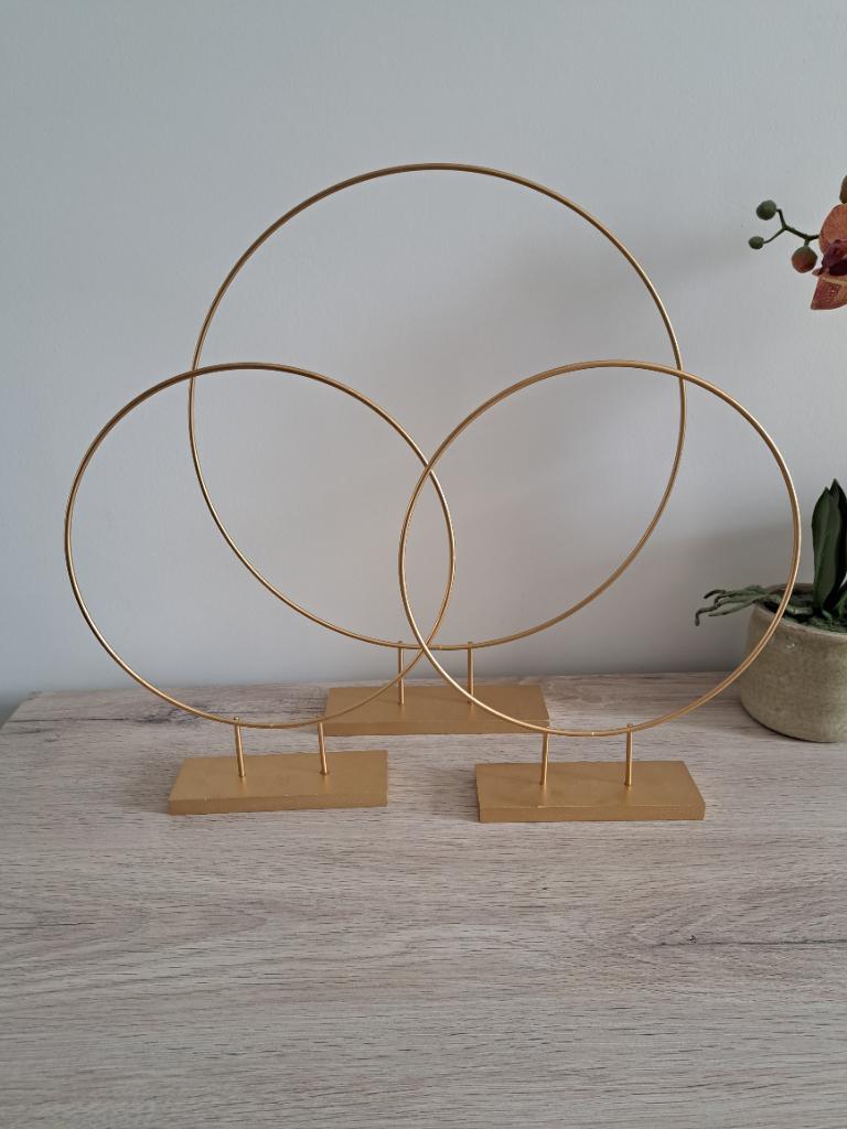 Decoratiering op voet, Ophalen