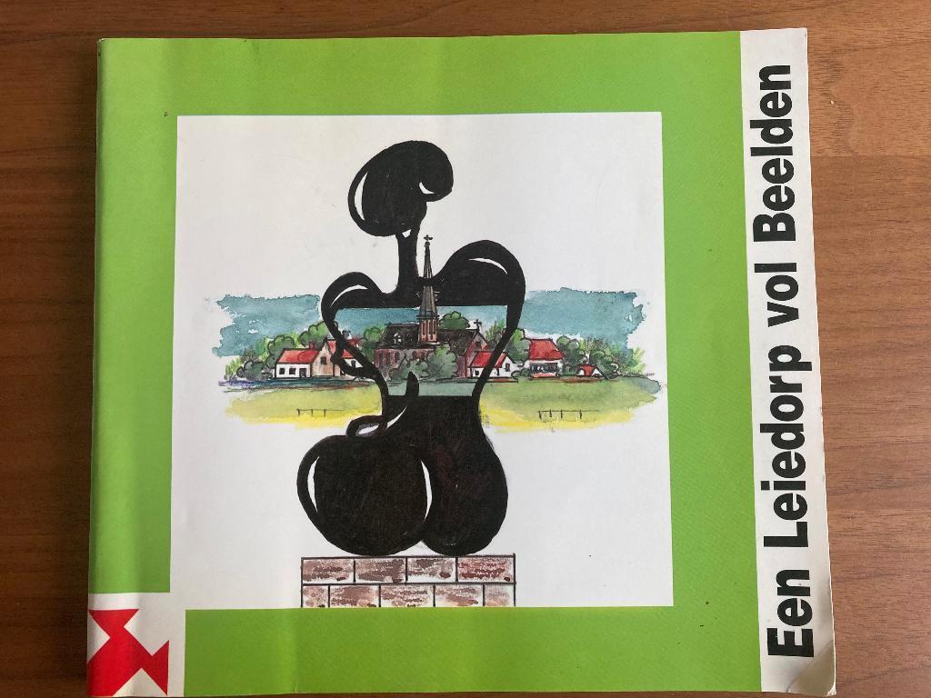 Een Leiedorp vol beelden, Ophalen of Verzenden, Beeldhouwkunst