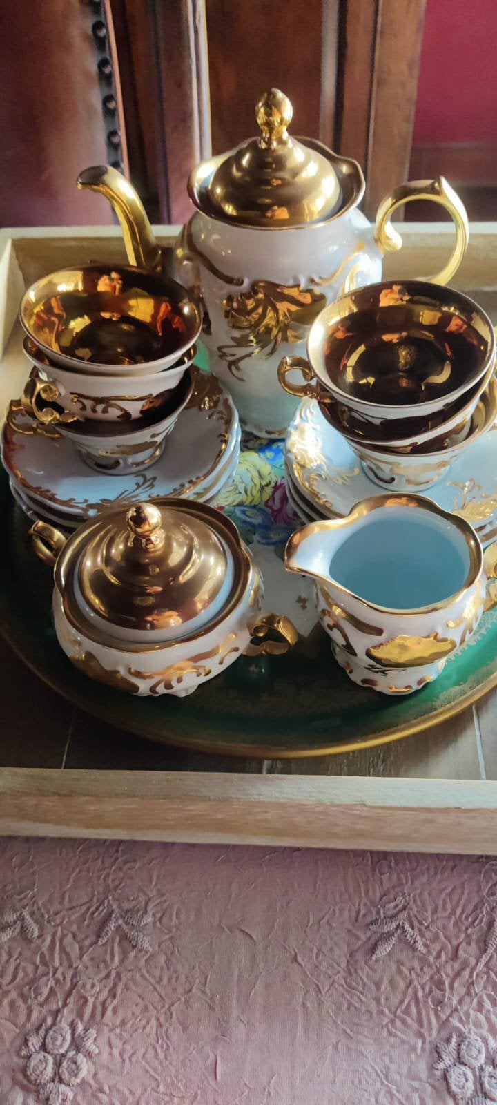 Koffieservies met bladgoud, Antiek en Kunst, Ophalen