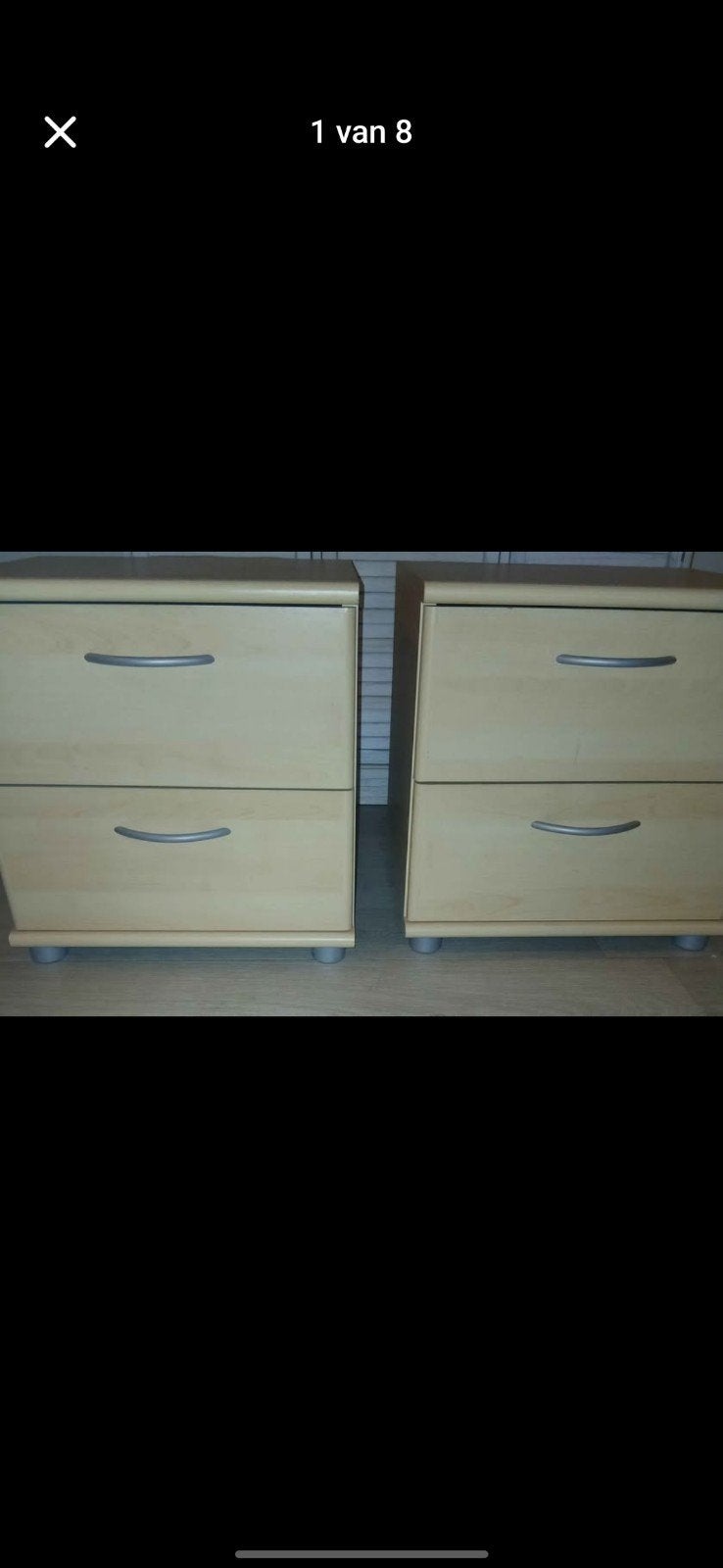 2 Beukenhout nachtkastjes, Ophalen