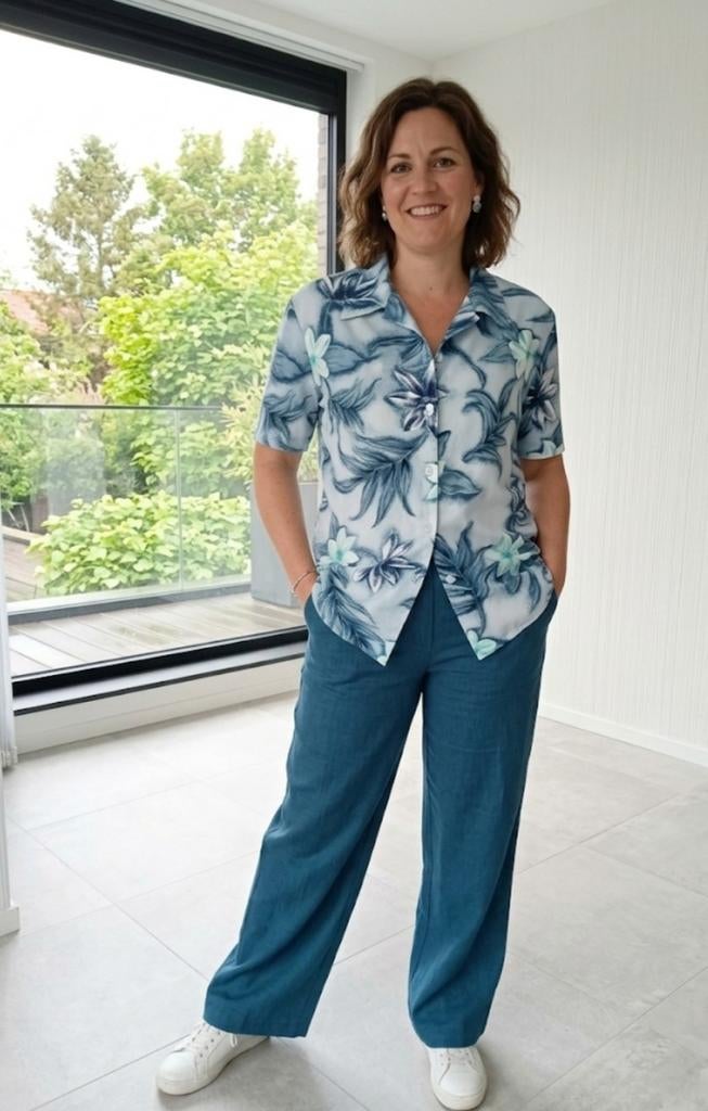 Nieuwe blouse van Classics , mt 50, Blauw, Nieuw, Ophalen of Verzenden, Blouse of Tuniek