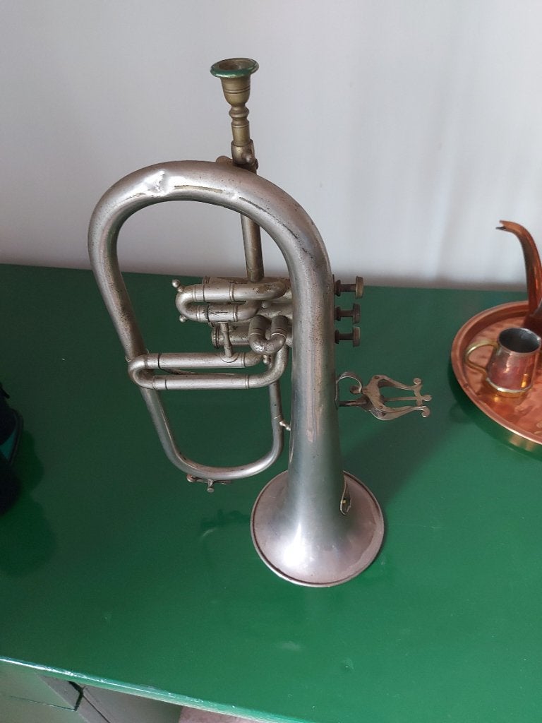 Oud muziekinstrument, bugel, decoratief, Ophalen, Metaal, Gebruikt, Zilver