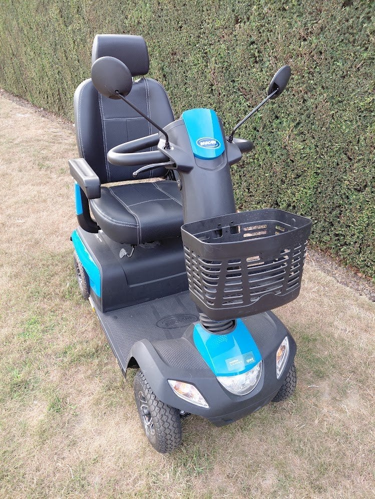 Elektrische scootmobiel, Ophalen, Zo goed als nieuw, Invacare, 10 km/u of minder