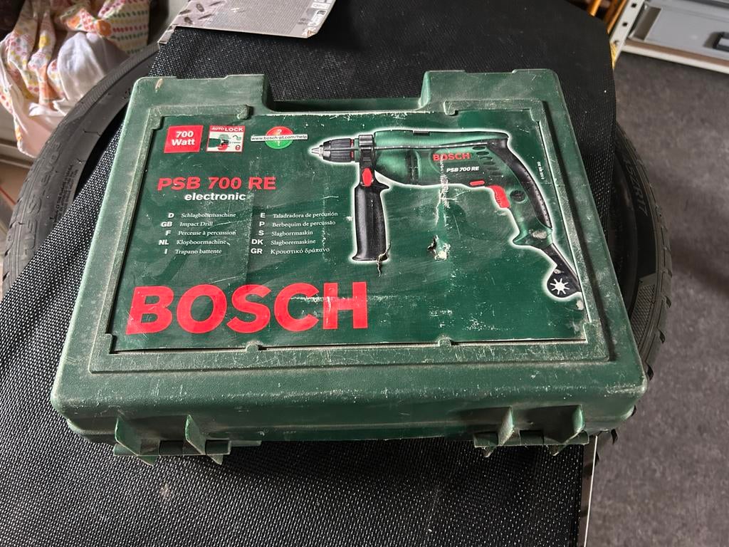 Perceuse à percussion Bosch PSB 700RE, Enlèvement, Utilisé, 600 watts ou plus, Mécanisme de percussion