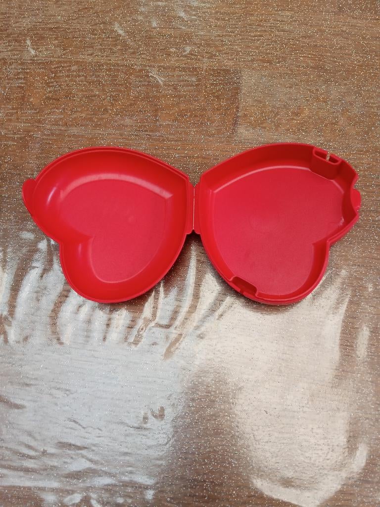 Boîte de rangement cœur Tupperware, Enlèvement, Rouge, Boîte