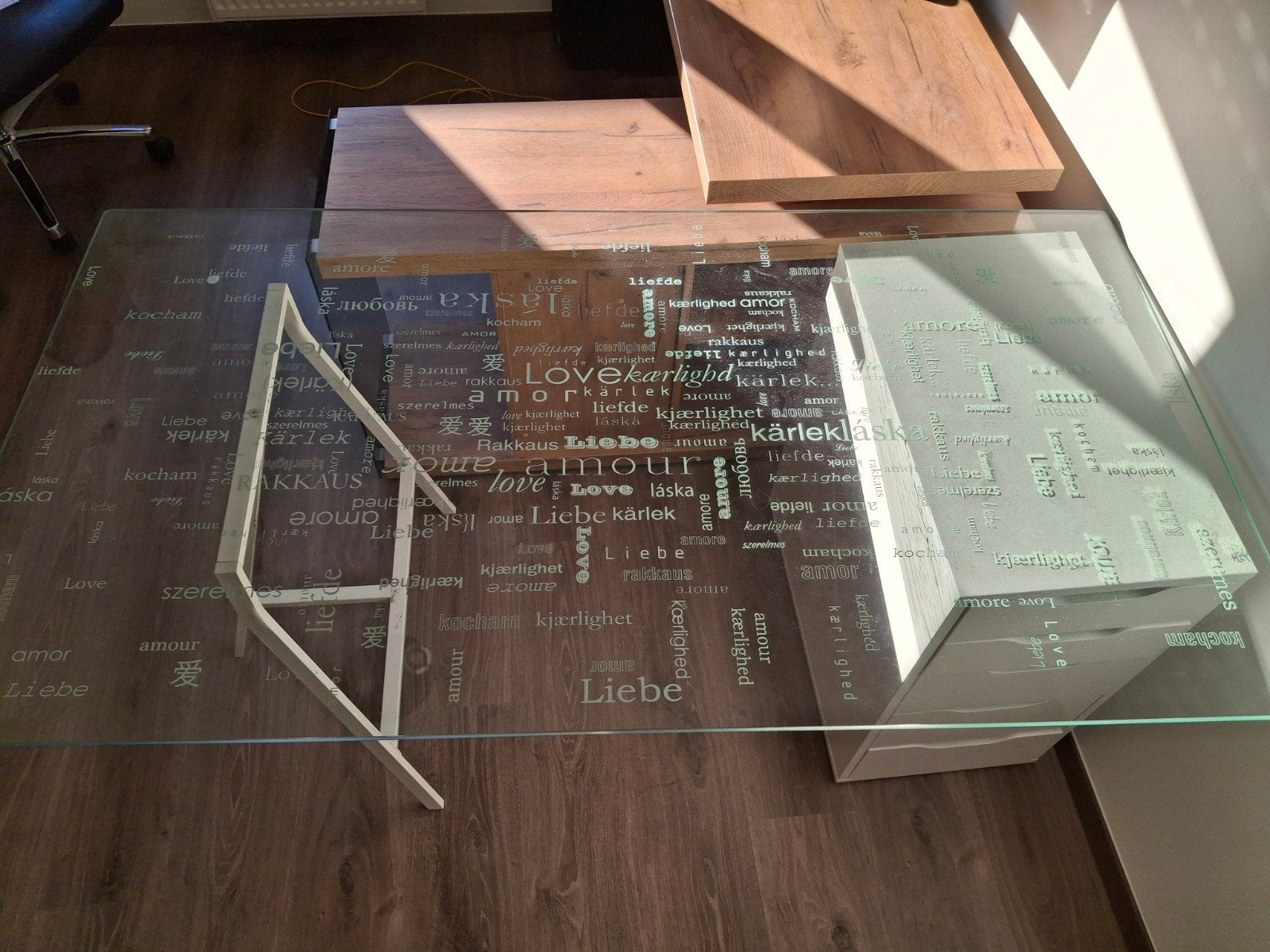 Bureau en verre, Maison & Meubles, Bureaux, Comme neuf, Enlèvement, IKEA, Démontable