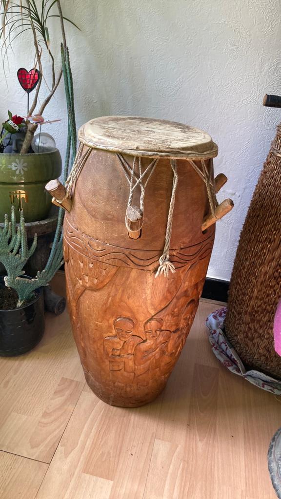 traditionele Ghanese Kpanlogo trommel, Ophalen, Gebruikt, Trommel