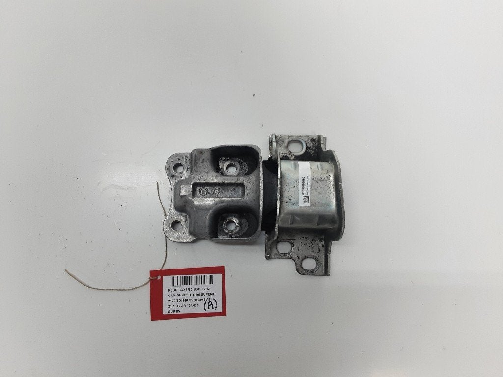 VERSNELLINGSBAKSTEUN Peugeot Boxer (U9) (01393896080), Gebruikt, Mevr. I. Hauben, Rue de l'Espoir 34 34
4030  GRIVEGNÉE, BE, Info@Collignon.be