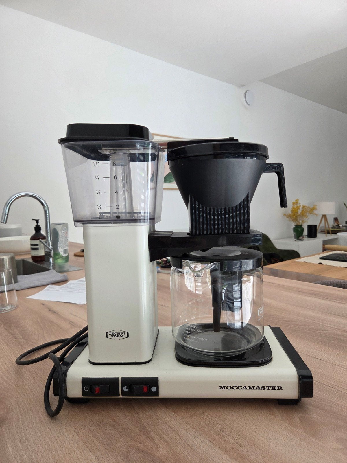 Moccamaster KBGT Off-White – cafetière filtre premium avec t, Ophalen of Verzenden, Koffiemachine
