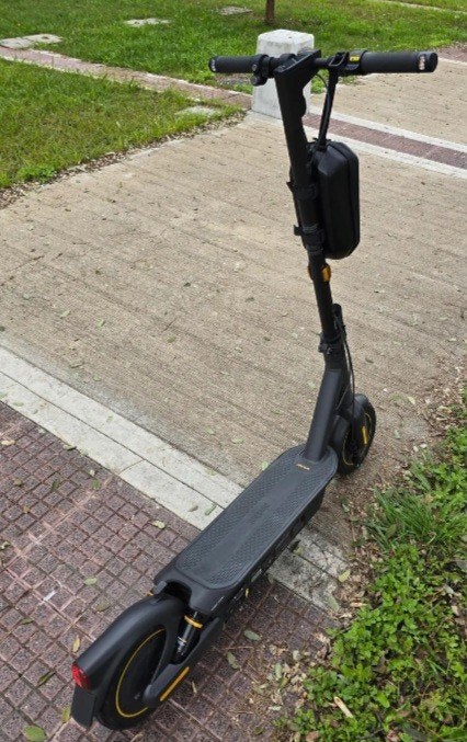Ninebot G2 Max 340 euro scooter, Fietsen en Brommers, Ophalen of Verzenden
