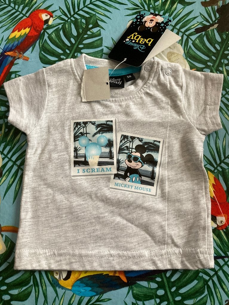 Nieuw grijs Disney t shirt ' Mickey mouse ' - Maat 50, Kinderen en Baby's, Ophalen of Verzenden, Nieuw, Jongetje, Shirtje of Longsleeve
