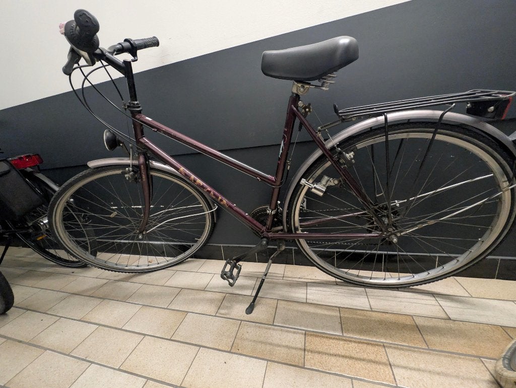 Vélo pour femme avec nouvelle selle, Autres marques, Vitesses, Frein sur jante, Enlèvement