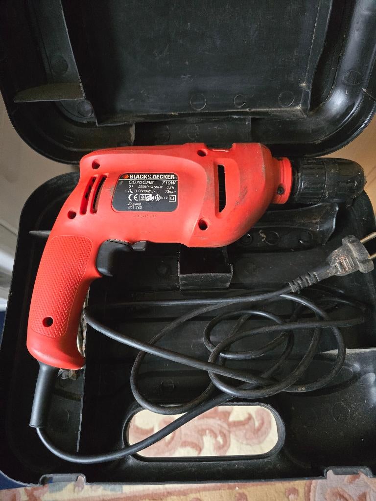 Foreuse Black&Decker filaire, 600 watts ou plus, Mécanisme de percussion, Enlèvement, Utilisé