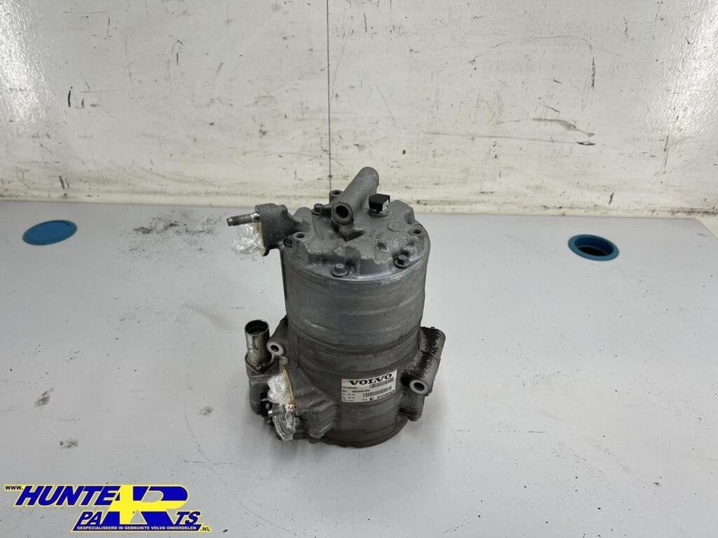 Aircopomp Volvo XC90/S90/V90 2.0 T8 ('14-'22) 31366055, Gebruikt, Ophalen of Verzenden, Volvo, Volvo