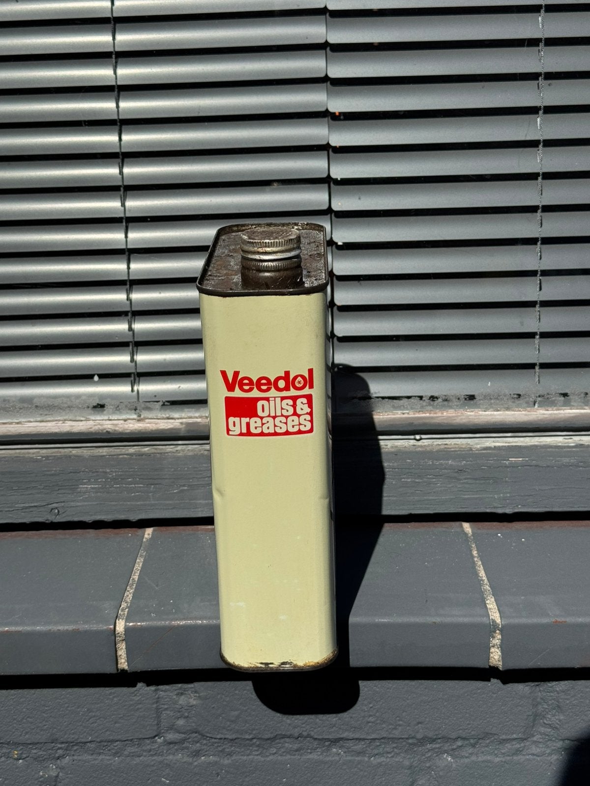 Veedol 2 Liter olie blik, Verzamelen, Gebruikt, ., ., .