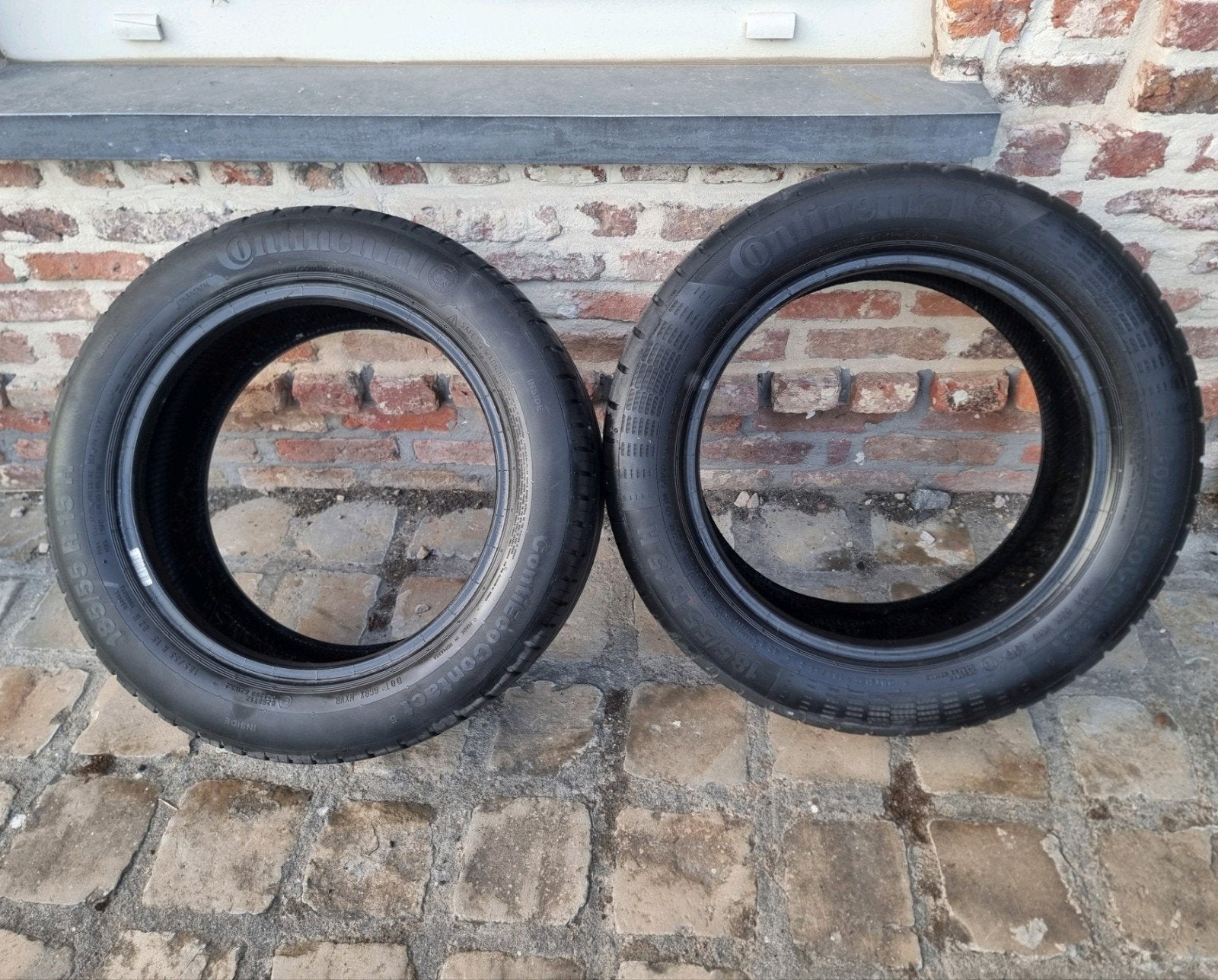 Pneus 18 pouces Continental 225/45/R18, Enlèvement