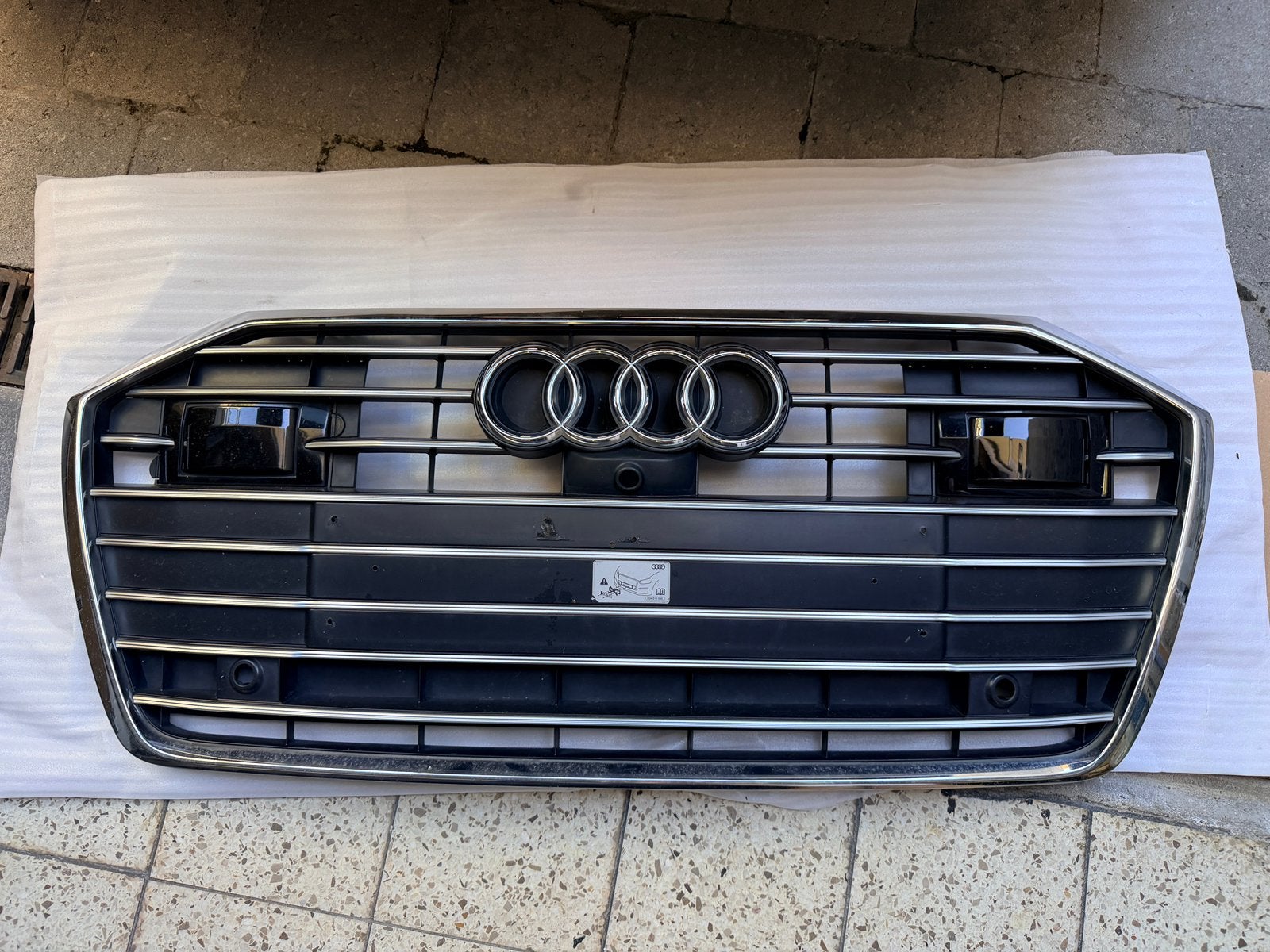 Calandre d’origine audi A6 c8, Autos : Pièces & Accessoires, Enlèvement, Audi
