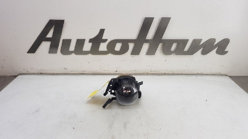 MISTLAMP RECHTS VOOR 5 serie (E60) (|63176910792|6910792|), Gebruikt, BMW, Petuelring 130
80809  München, DE, Bayerische Motoren Werke AG