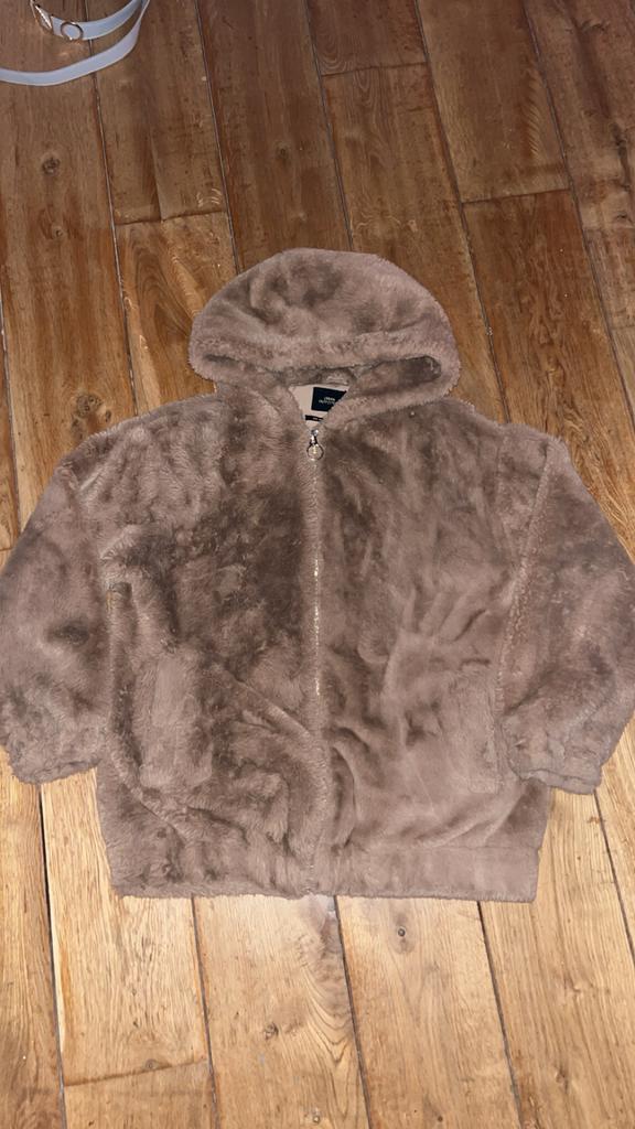 Manteaux en fausse fourrure, Enlèvement ou Envoi, Neuf, Taille 38/40 (M), Brun