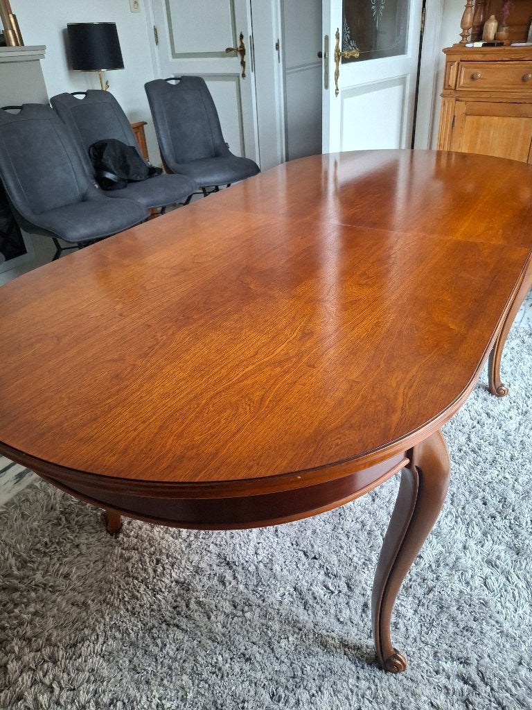 Belle table en merisier., Enlèvement
