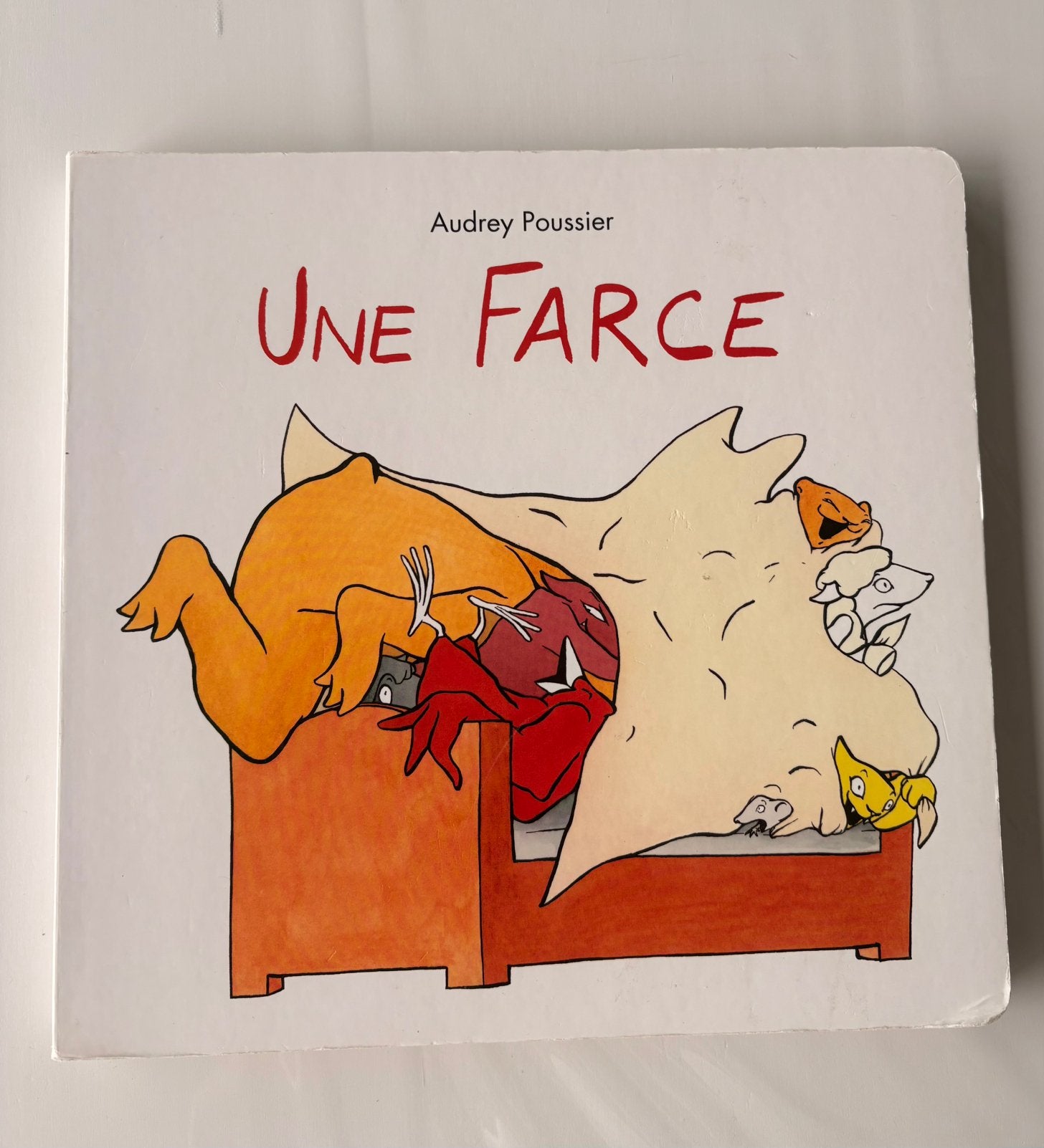 Een farce, nieuwe editie, Boeken, Kinderboeken | Baby's en Peuters, Ophalen of Verzenden, Gelezen, 2 tot 3 jaar