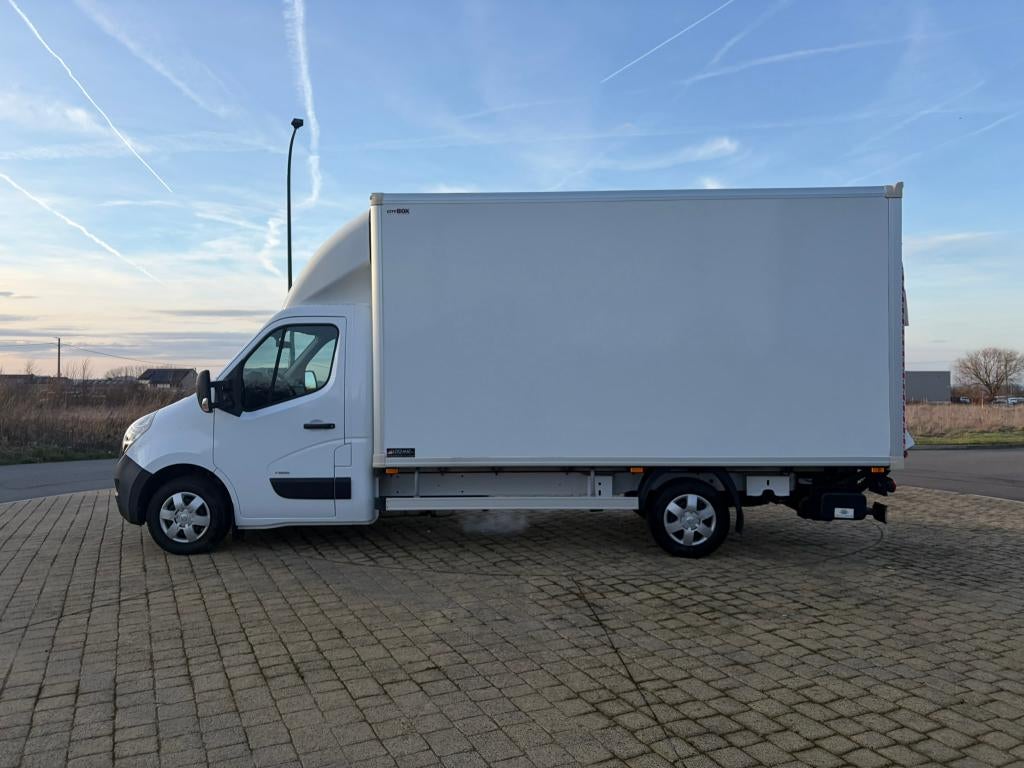 Renault Master (Opel) 20m3+lift 750 kg / 163pk / 26438€ ex, Voorwielaandrijving, Stof, 4 cilinders, Renault