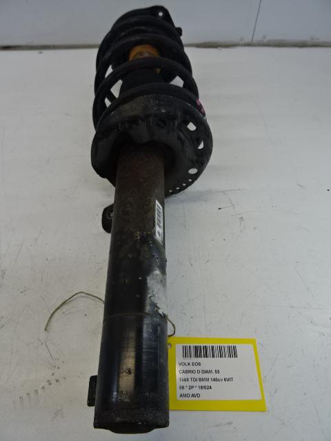 AMORTISSEUR OU ABSORBEUR DE CHOC AVANT DROIT Eos (1F7 / F8), Volkswagen, Mevr. I. Hauben, Utilisé, Rue de l'Espoir 34 34
4030  GRIVEGNÉE, BE