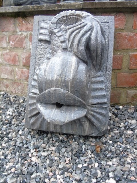 jet d eau , statue en pierre bleu d un poisson ., Jardin & Terrasse, Enlèvement, Neuf, Pierre, Fontaine