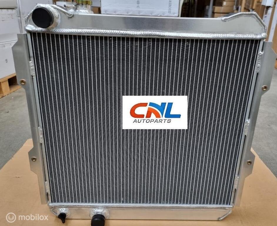 Radiateur TOYOTA HILUX LN85 LN60 LN61 LN65 2.4L DIESEL 84-91, Nieuw, Ophalen of Verzenden