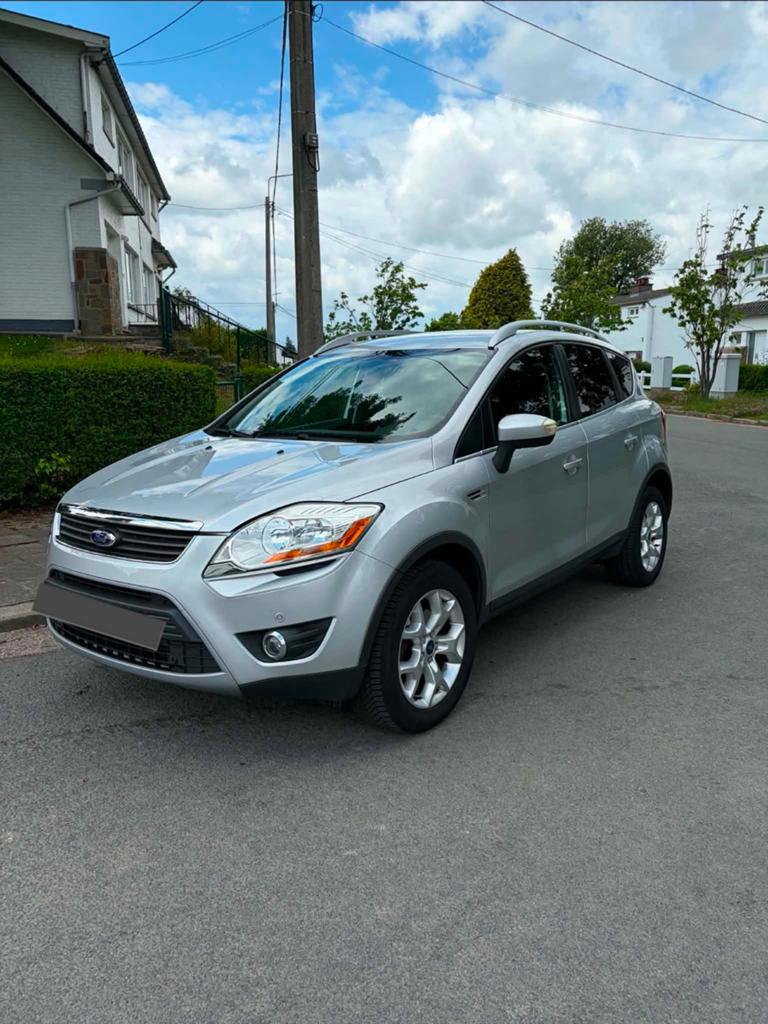 Ford Kuga 2.0 L diesel prêt à immatriculer, Autos, 100 kW, Entreprise, Noir, 5 portes
