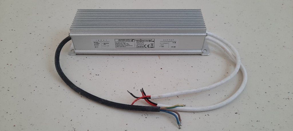 Velleman LPS10012R voeding 12V 100W, Ophalen of Verzenden, Zo goed als nieuw, Licht