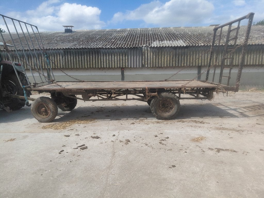 Stro/ hooiwagen, Ophalen