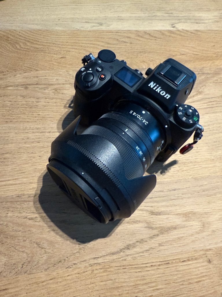 NIKON Z6 + NIKKOR Z 24-70 F/4 Topstaat, slechts 2652 clicks!, Monture Nikon Z, Nikon, Comme neuf, Enlèvement