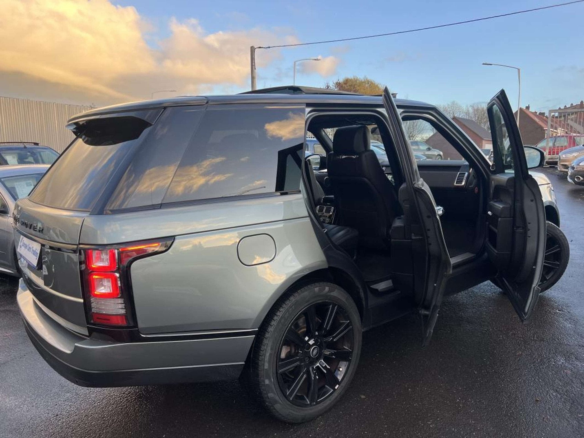 Land Rover Range Rover VOGUE HSE 3.0TDV6 258CH T.PANO HISTOR, Gebruikt, Zwart, 2993 cc, Leder