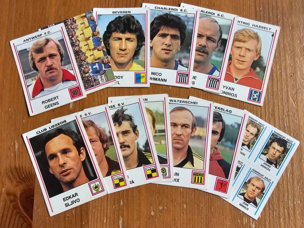 Lot de 80 ballons de football Panini, 13 ballons de football, Enlèvement ou Envoi, Comme neuf, Plusieurs autocollants