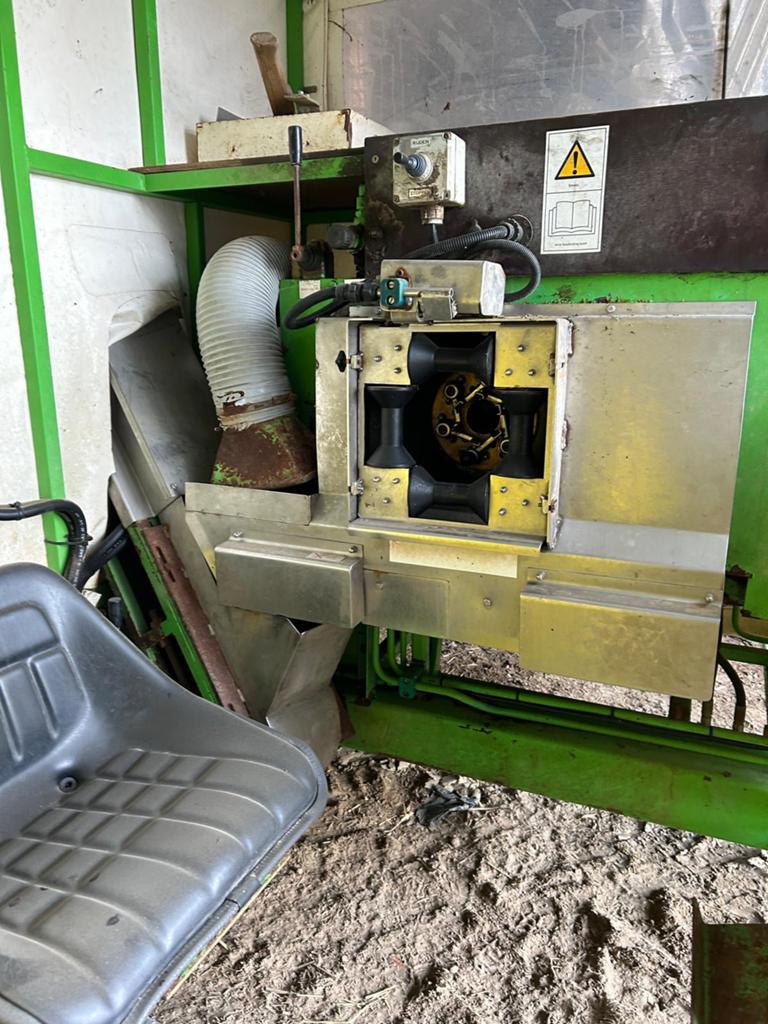 Spruitenplukker Tumoba, Zakelijke goederen, Landbouw | Werktuigen, Ophalen, Oogstmachine