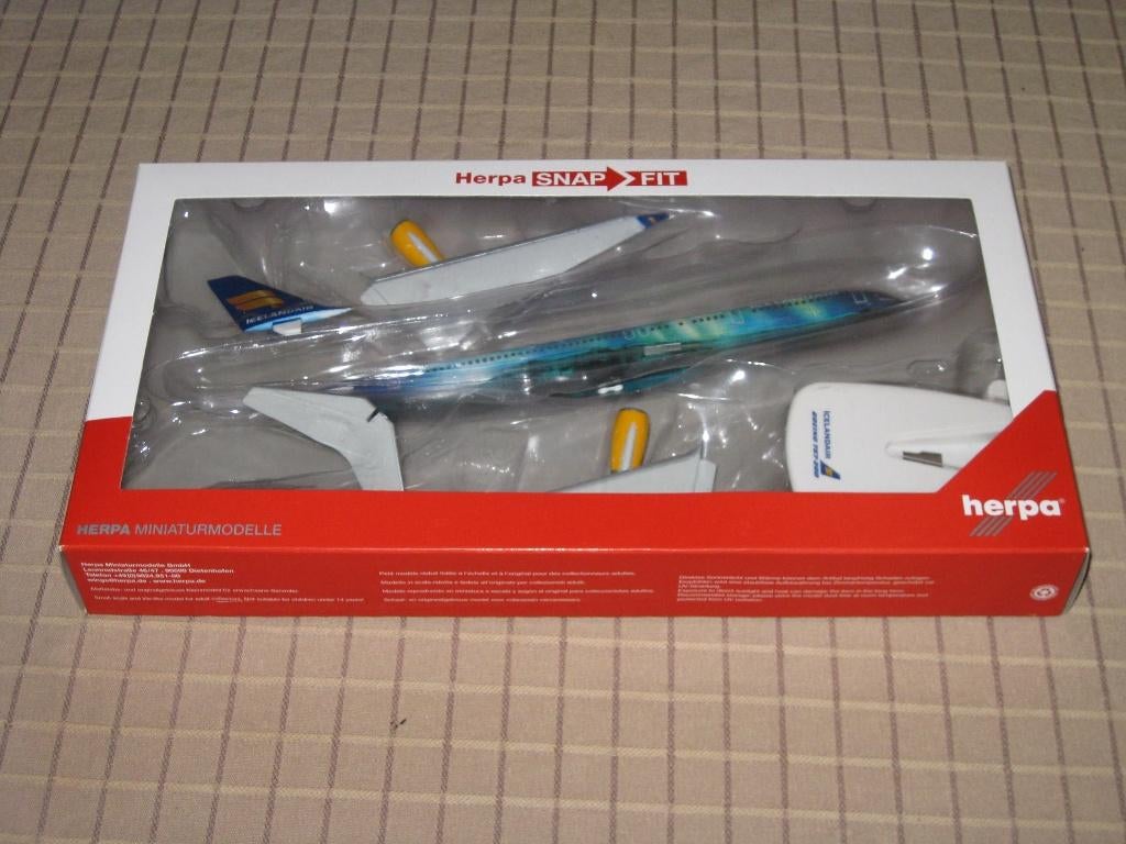 Schaalmodel 1:200 Icelandair Boeing 757-200 Hekla Aurora, Verzamelen, Ophalen, Schaalmodel