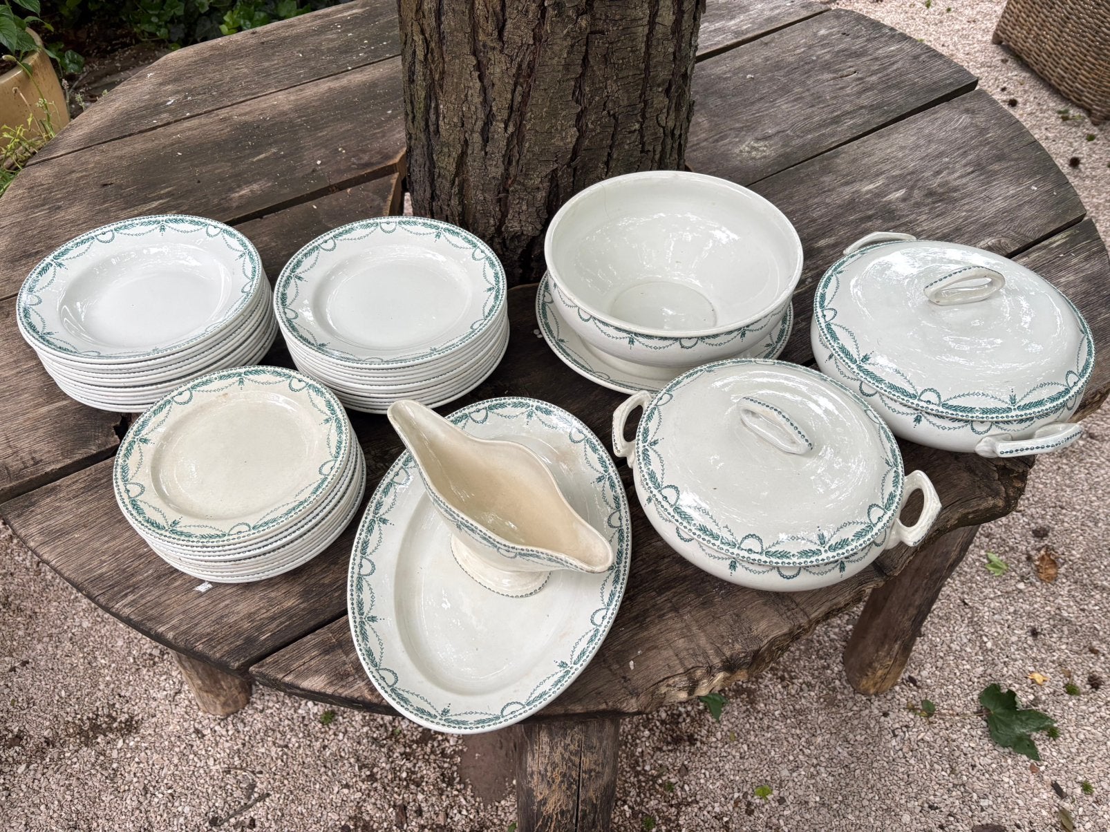 Irène - volledig servies, Antiek en Kunst, Antiek | Servies compleet, Ophalen