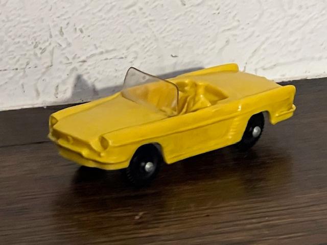Tomte Laerdal N6 Renault Floride geel, Ophalen