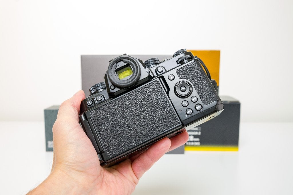 Nikon Zf kit - zo goed als nieuw, Audio, Tv en Foto, Ophalen of Verzenden, Zo goed als nieuw, Nikon, Bodydop