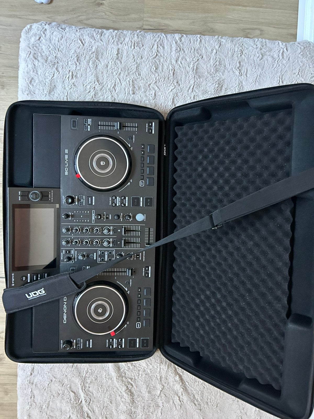 DJ DENON SC LIVE 2 + UDG GEAR, Ophalen, Zo goed als nieuw, Denon
