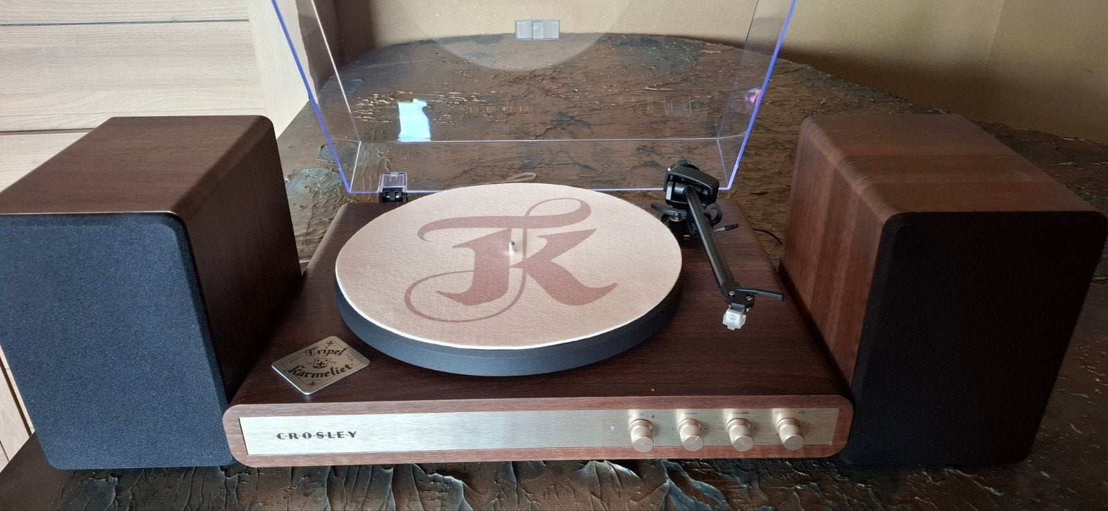 Triple Karmeliet platenspeler Crosley, collectors Item, Ophalen