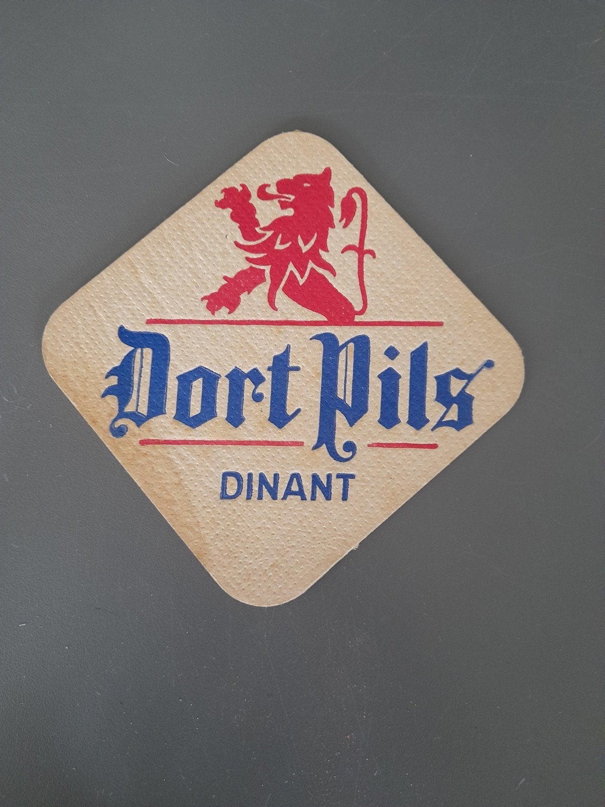Beer mat Dort Pils Dinant, Enlèvement ou Envoi
