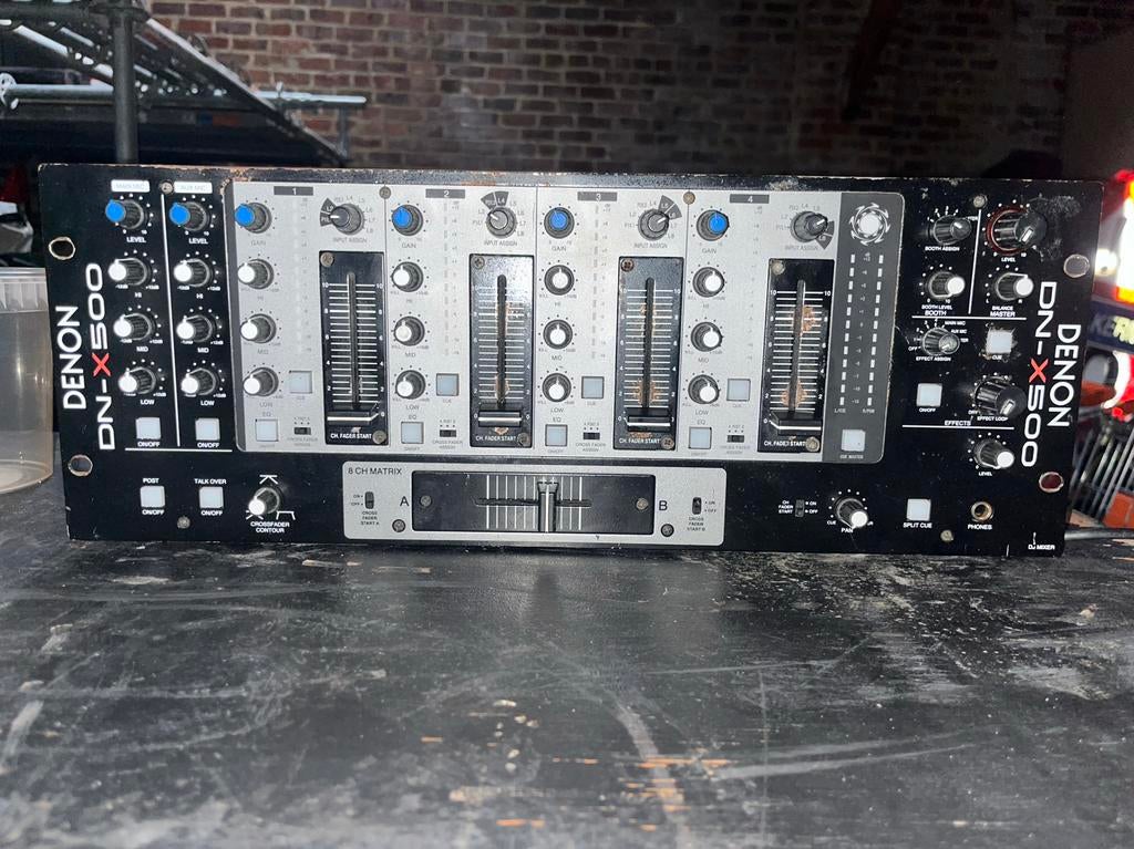 Denon DNx500, Ophalen, Gebruikt, 5 tot 10 kanalen, Microfooningang