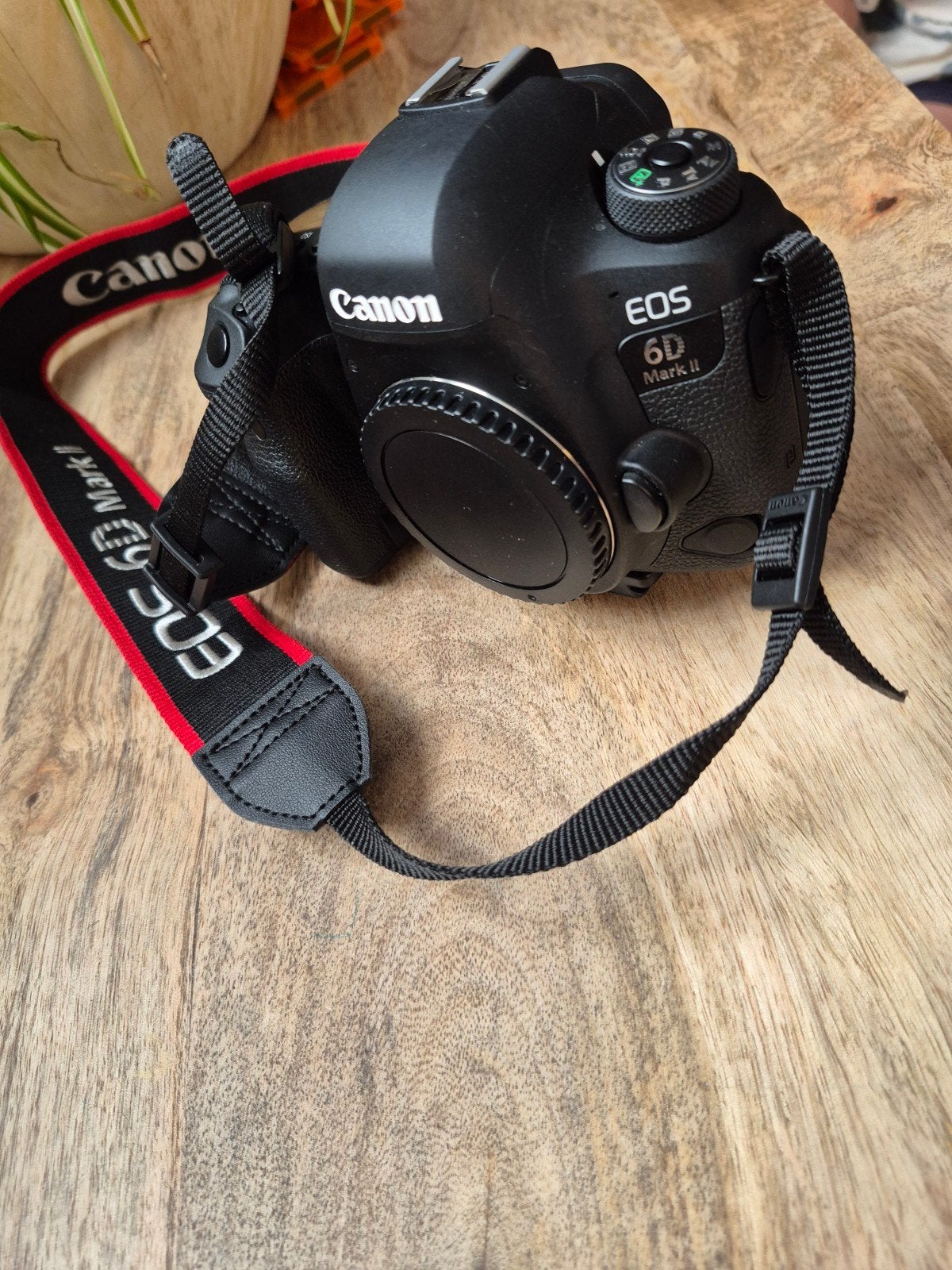 Canon 6D Mark II, Ophalen of Verzenden, Accu, Canon