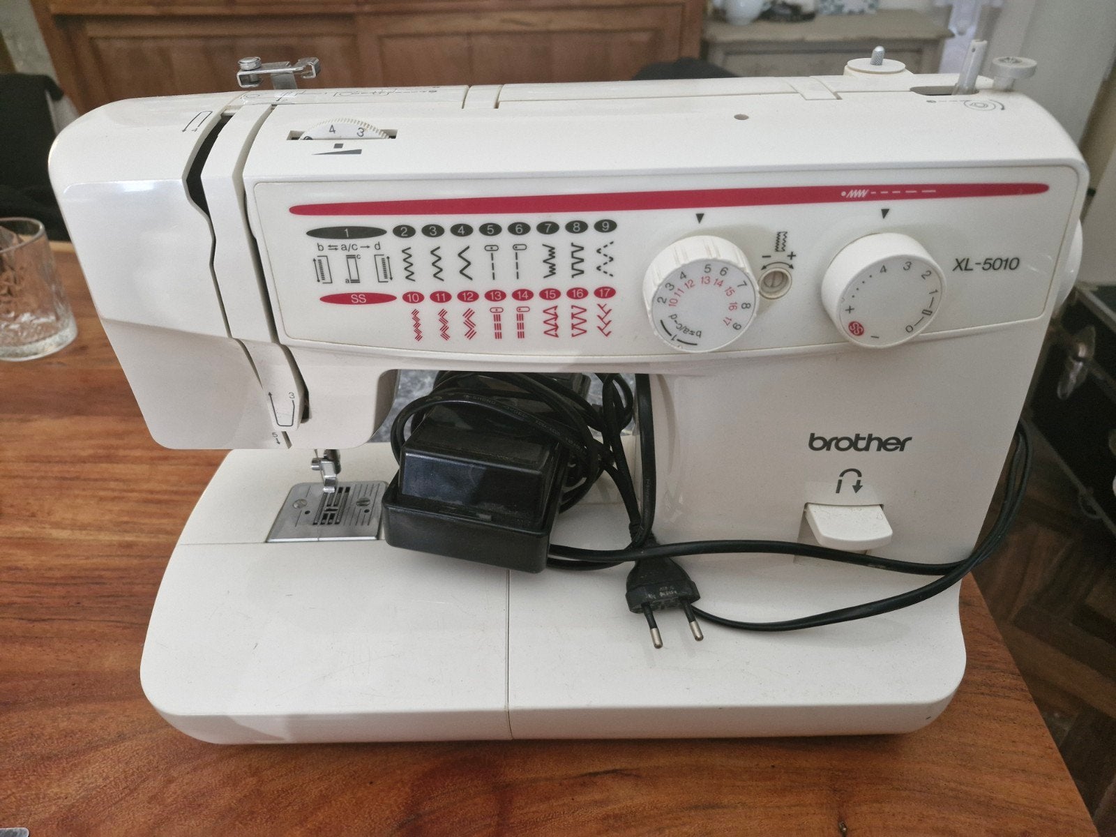 Naaimachine brother, Hobby en Vrije tijd, Ophalen, Zo goed als nieuw, Naaimachine, Brother