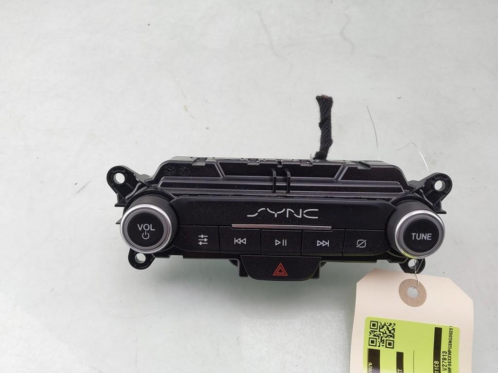 PANNEAU DE COMMANDE RADIO Ford Transit Connect (PJ2), Henry-Ford-Straße  1
50735  Köln, DE, Ford-Werke GmbH, Kunden@ford.com, Ford