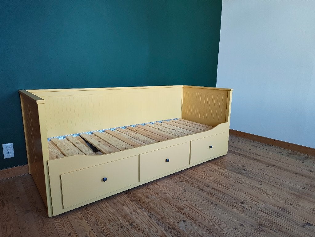 Bedbank of logeerbed, Maison & Meubles, Autres couleurs, Enlèvement, Utilisé, Bois